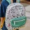cartable-colore-enfants-beige-imprime-format-rond-hello-hossy