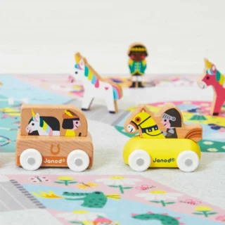 van-a-licorne-en-bois-royaume-enchante-cross-roads (1) van-a-licorne-en-bois-royaume-enchante-cross-roads (1)