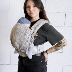 Porte-bébé PhysioCarrier 2 - Leopard - Love radius