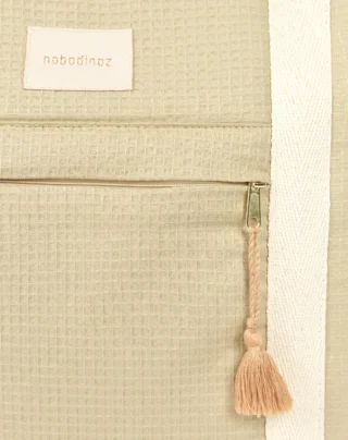 opera-waterproof-maternity-bag-green-tea-nobodinoz-4-8435574936530