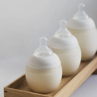 biberon-anti-colique-330-ml-milk-3m-640791