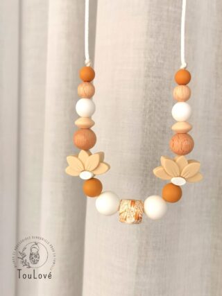 TouLové_collierAllaitement_Juliette_caramel1