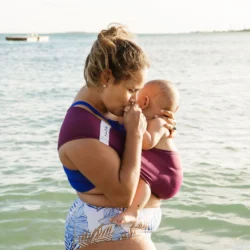 Aquabulle, porte-bébé d'appoint aquatique - Prune - Néobulle
